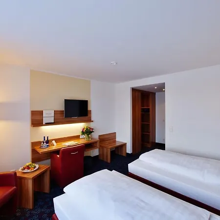 Am Dom Hotell 3*