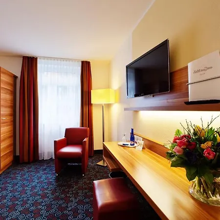 Am Dom 3* פולדה