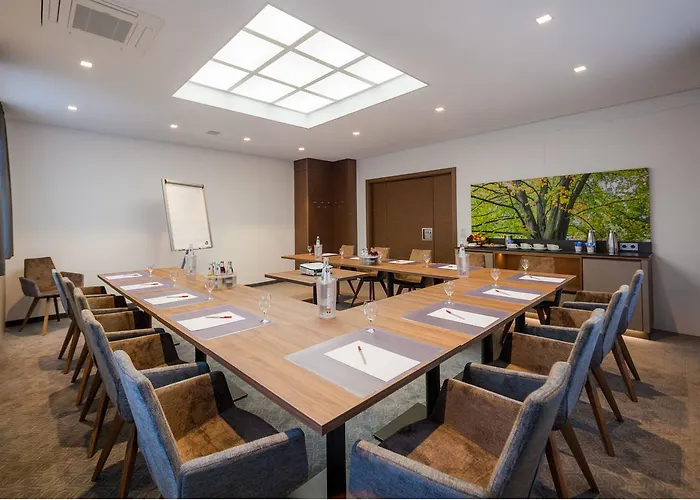 Am Dom 호텔 풀다